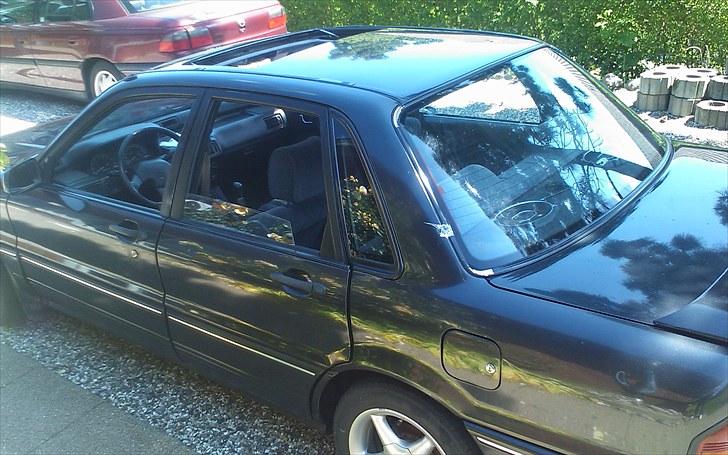 Mitsubishi Galant 1.8 Sport Limited Edition billede 15