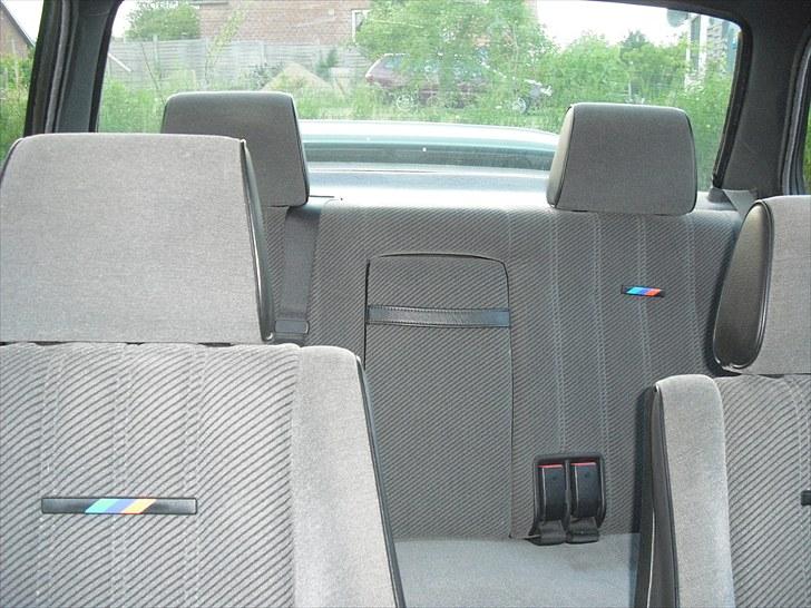BMW e30 mtec 2 - SOLGT  billede 11