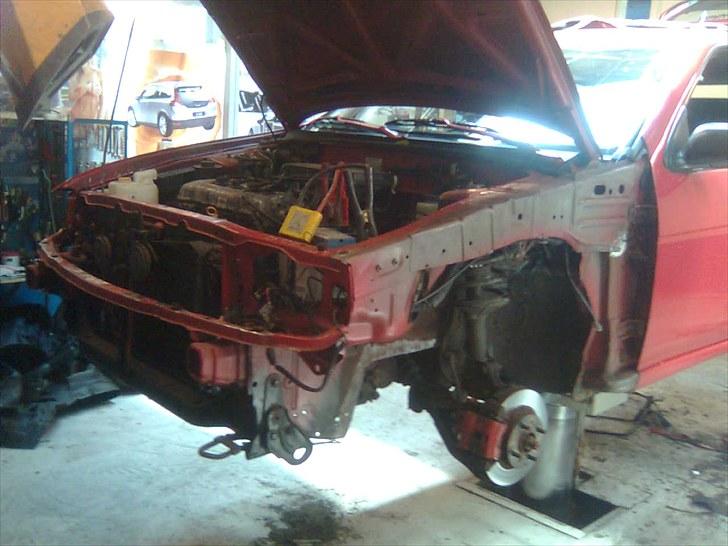 Nissan Almera 1,6 SR - (Solgt) - Så blir alt skiftet og lavet billede 15