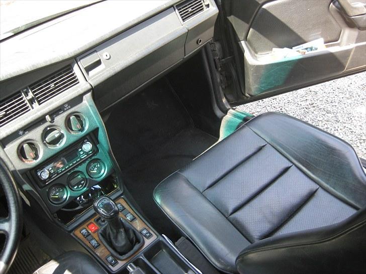 Mercedes Benz 190 Solgt billede 18