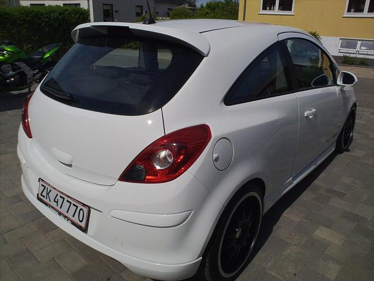 Opel Corsa D 1,7 OPC-line billede 4