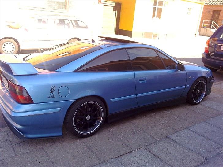 Opel Calibra STJÅLET - så kom der nye fælg på bilen billede 1