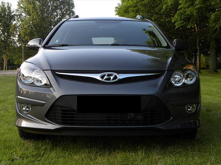 Hyundai I 30 CW 1.6 CRDI  PLUS (SOLGT) billede 2