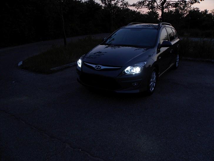 Hyundai I 30 CW 1.6 CRDI  PLUS (SOLGT) - Xenon 6000K billede 14