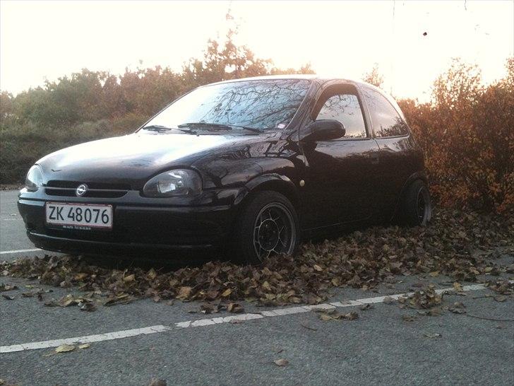 Opel Corsa 1.4 16v SOLGT billede 1