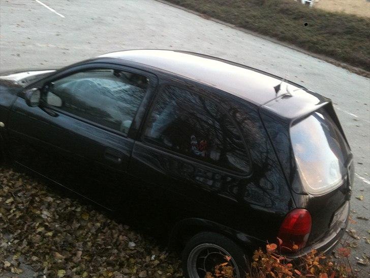 Opel Corsa 1.4 16v SOLGT billede 4