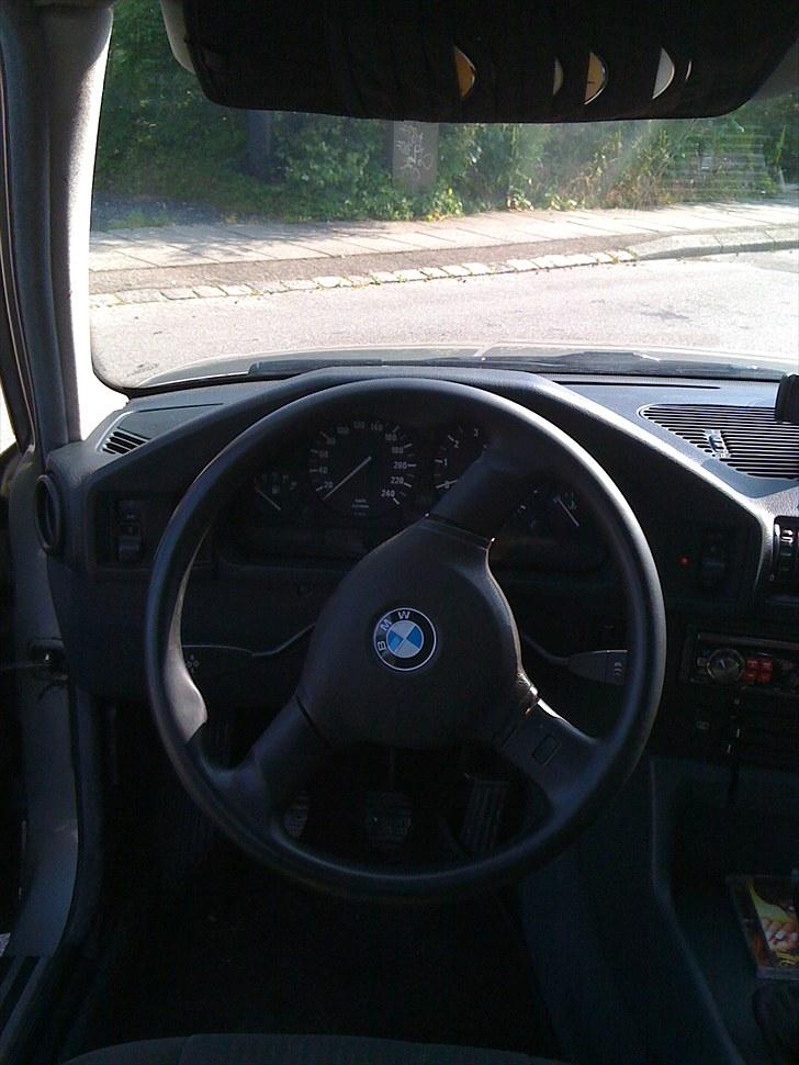 BMW E34 520 billede 18