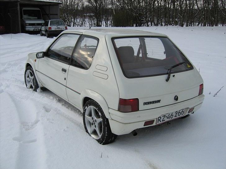 Peugeot 205 Rallye SOLGT billede 4