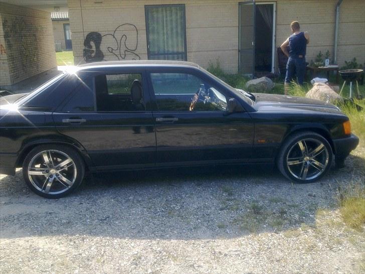 Mercedes Benz 190E (solgt) billede 4