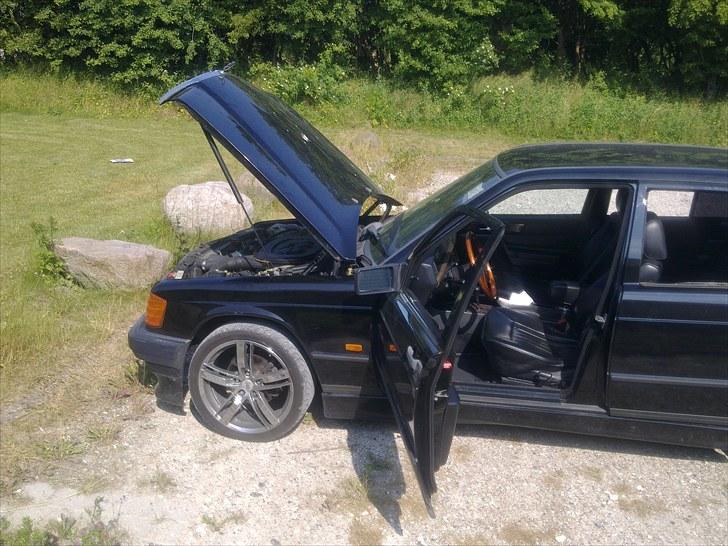 Mercedes Benz 190E (solgt) billede 9