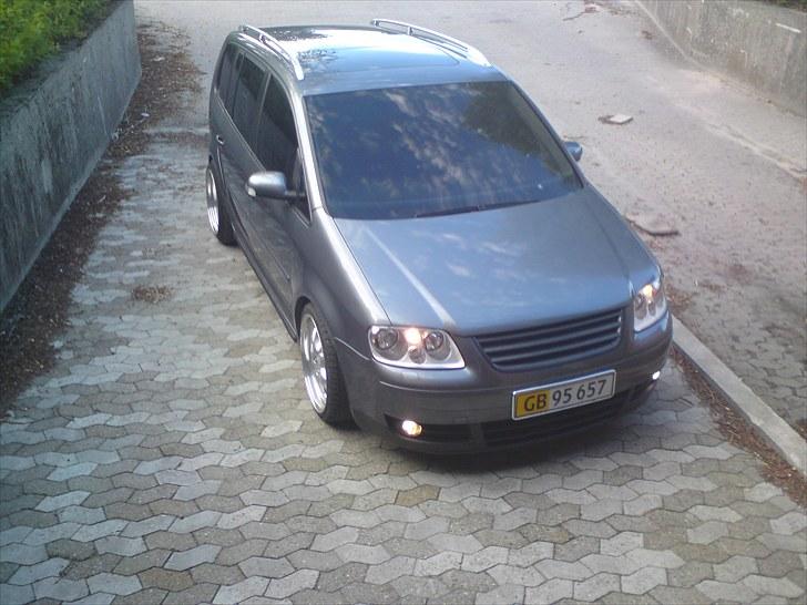 VW Touran 2,0 TDI DSG billede 2