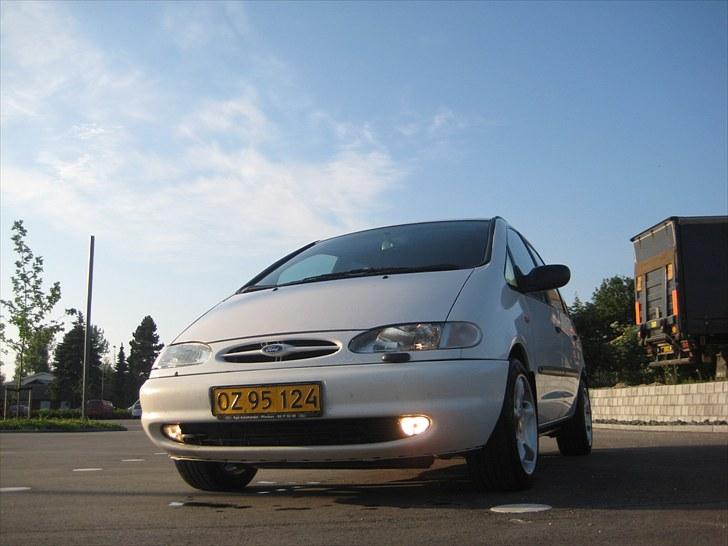 Ford Galaxy 1,9 Tdi SÆLGES billede 1