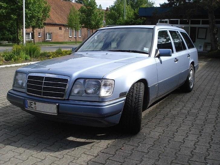 Mercedes Benz Te 320 - Der stod den og ventede på mig da jeg hentede den i Uelzen :D billede 1