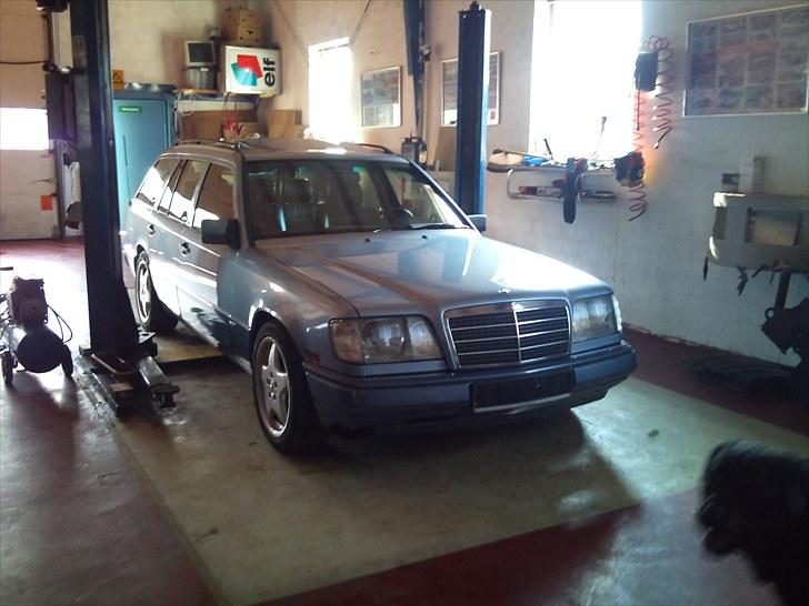 Mercedes Benz Te 320 billede 16