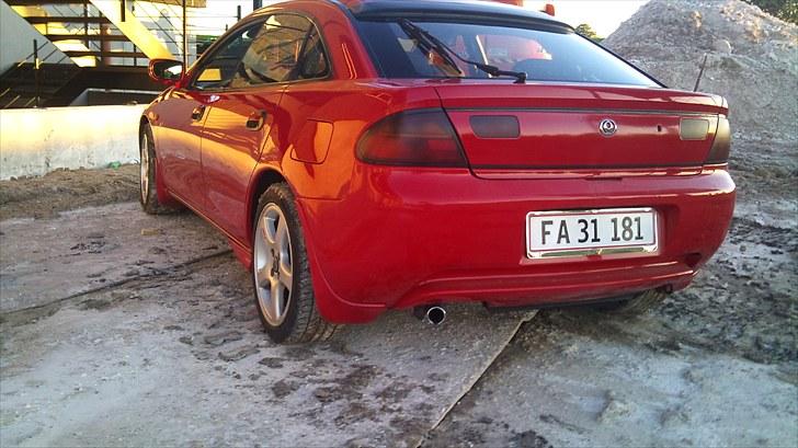 Mazda 323 f solgt  billede 6