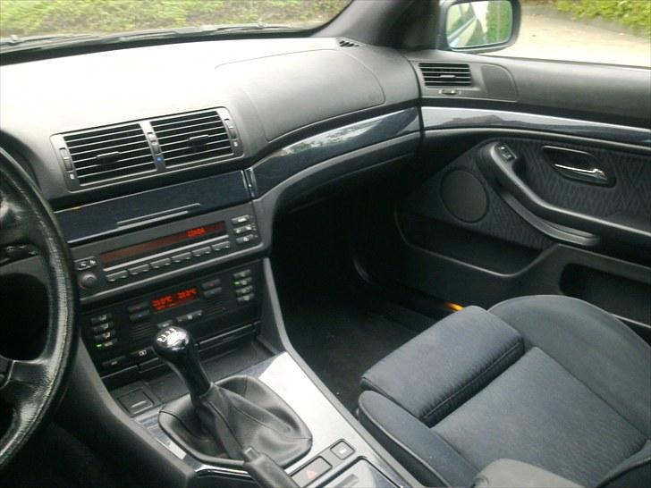 BMW 523i *solgt* billede 6