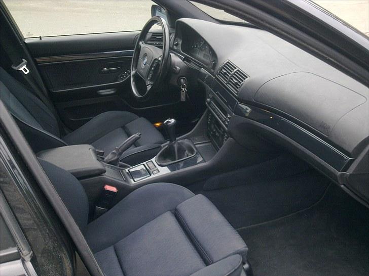 BMW 523i *solgt* billede 8