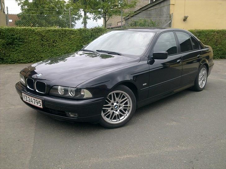 BMW 523i *solgt* billede 18