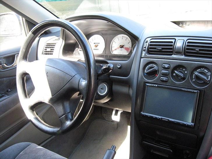 Mitsubishi Galant SOLGT billede 9