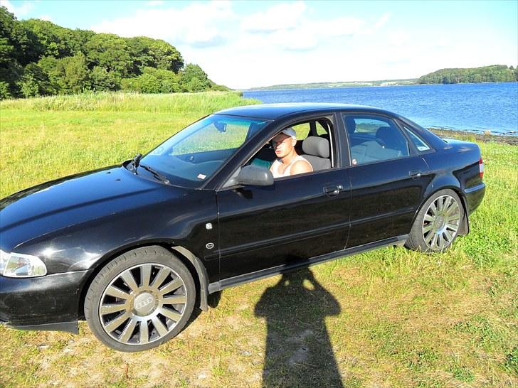 Audi A4 1,6 b5 SOLGT billede 7