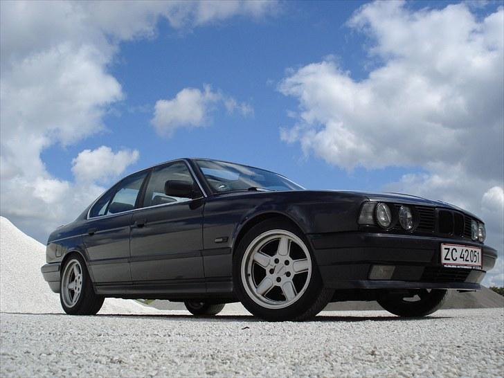 BMW E34 "SOLGT" billede 1