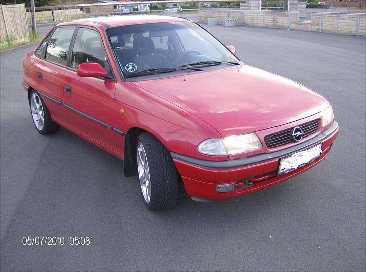 Opel astra f sedan billede 16