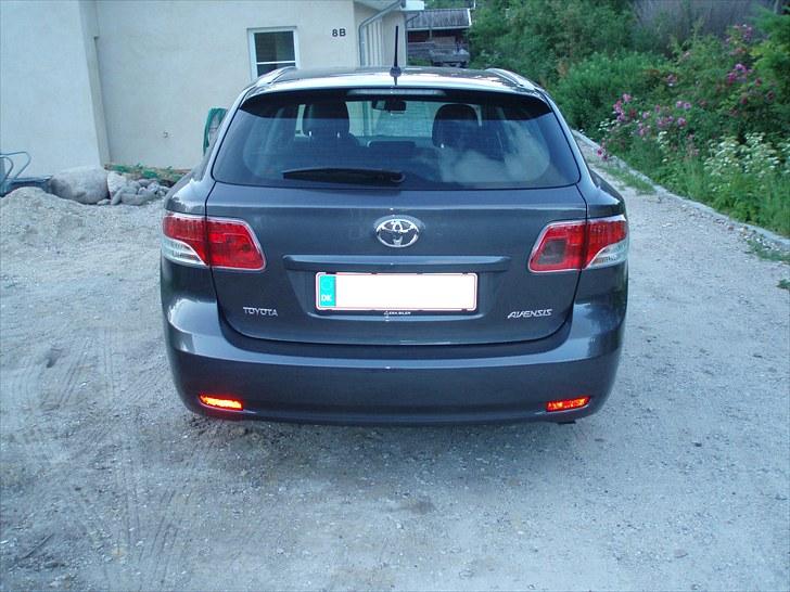 Toyota Avensis D-4D TX *SOLGT* billede 5