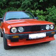 BMW 320 E30