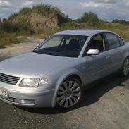 VW Passat 1.8 Limo SOLGT