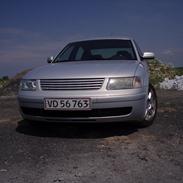 VW Passat 1.8 Limo SOLGT