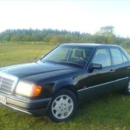 Mercedes Benz 300D