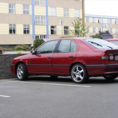 Nissan Primera Mk I 1,6i LX HB