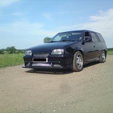 Opel kadett caravan GSI