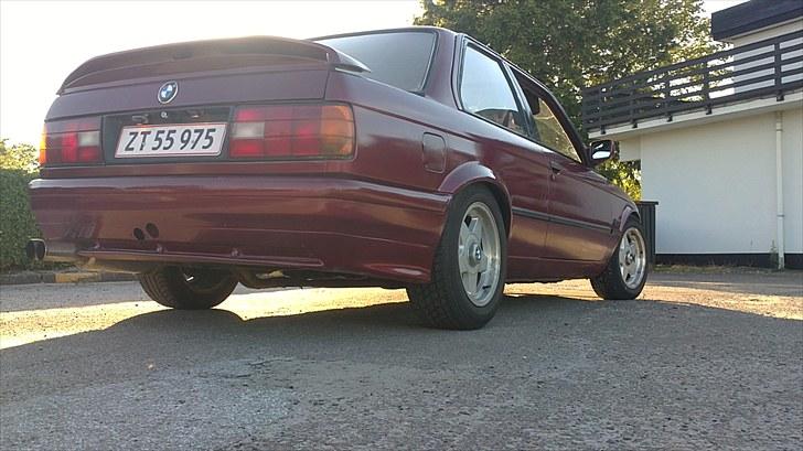 BMW E30 320 "Eta" Byttet billede 5