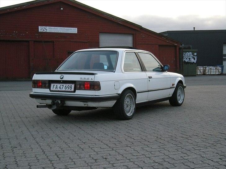 BMW E30 325e billede 5