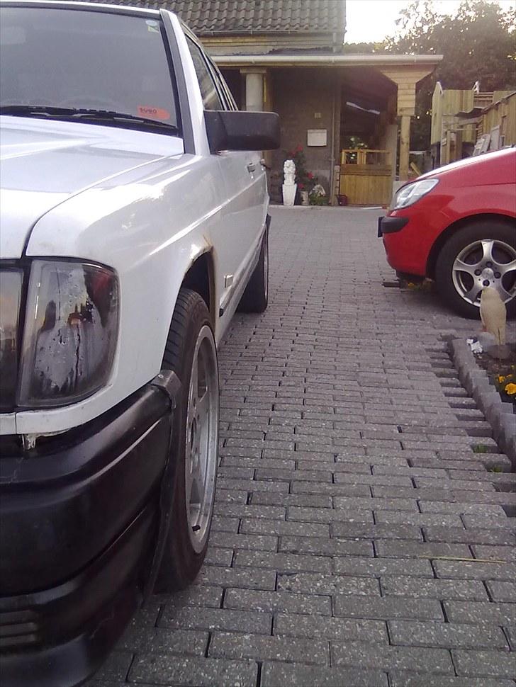 Mercedes Benz 190E SOLGT billede 19