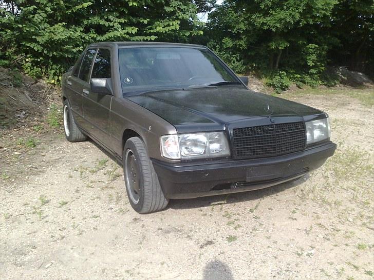 Mercedes Benz 190E..............(SOLGT) billede 2