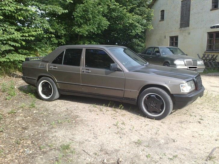 Mercedes Benz 190E..............(SOLGT) billede 3
