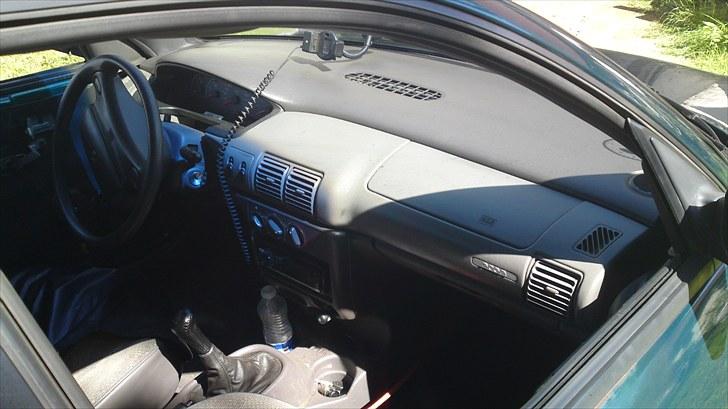 Chrysler NEON skadet billede 7