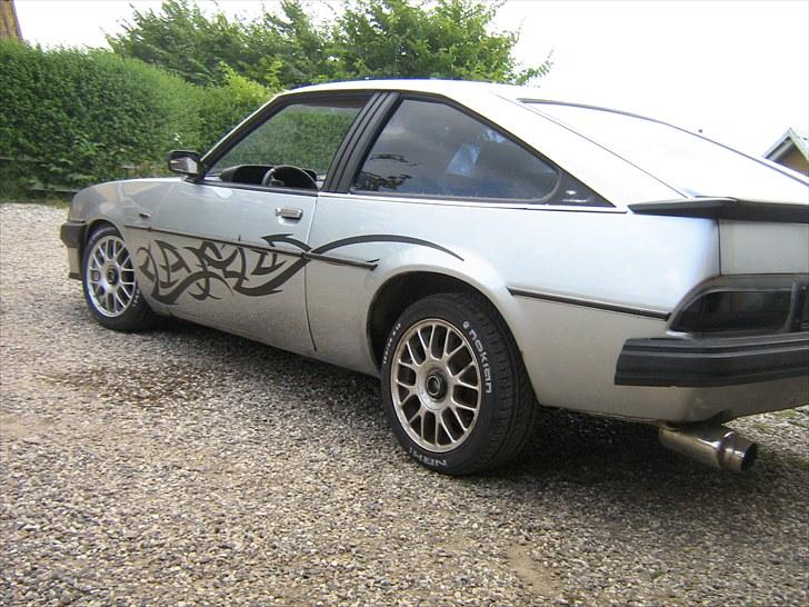 Opel Manta B CC 2,0 billede 2