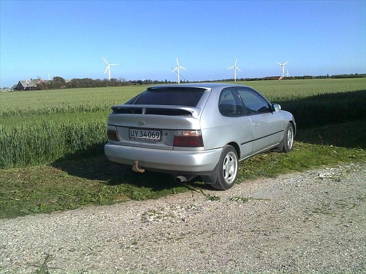 Toyota Corolla 1.6i 16v.. SOLGT! billede 16