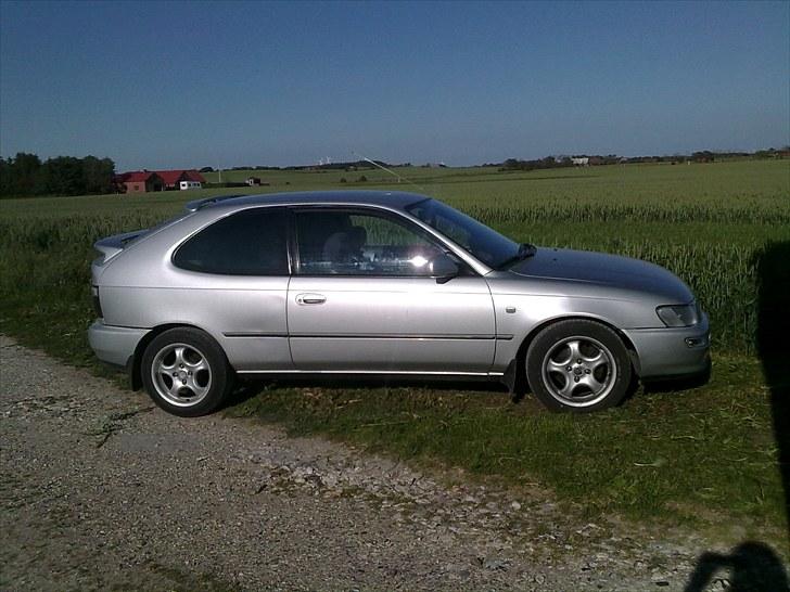 Toyota Corolla 1.6i 16v.. SOLGT! billede 17