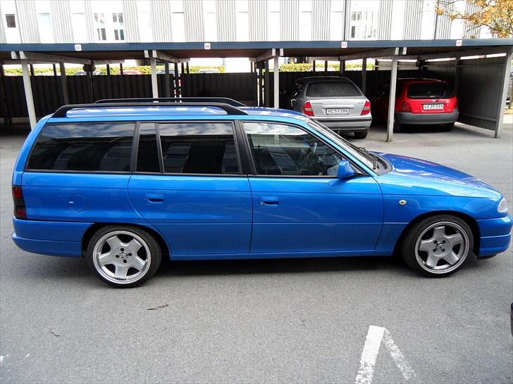 Opel Astra F Caravan billede 3