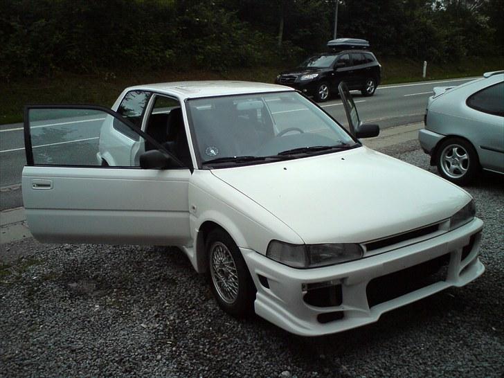 Toyota corolla 1,3  solgt billede 3