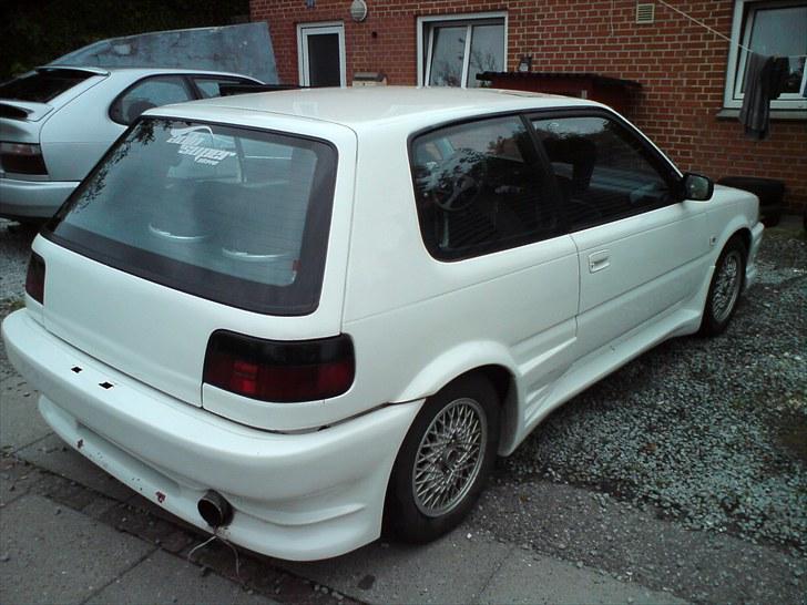 Toyota corolla 1,3  solgt billede 6