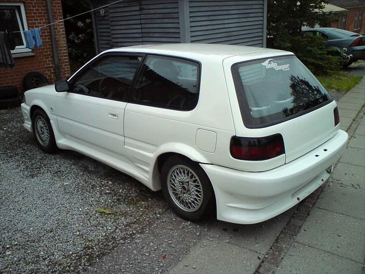 Toyota corolla 1,3  solgt billede 7