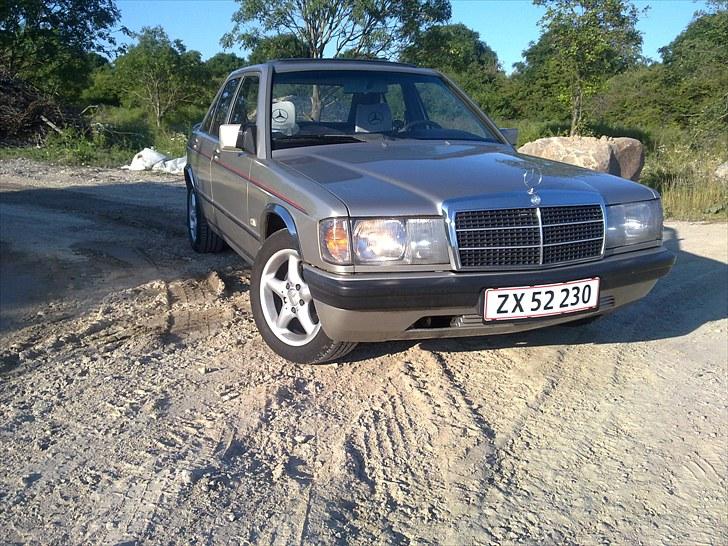 Mercedes Benz 190 E Aut. billede 1