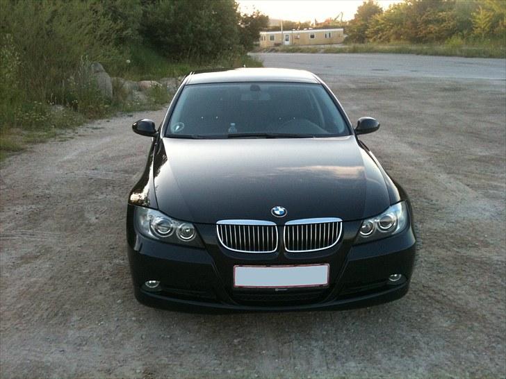 BMW 320i E90 billede 3