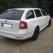 Skoda Octavia 1.6 TDI Ambiente 