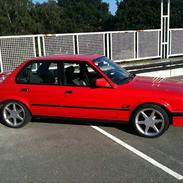 BMW 325I Solgt